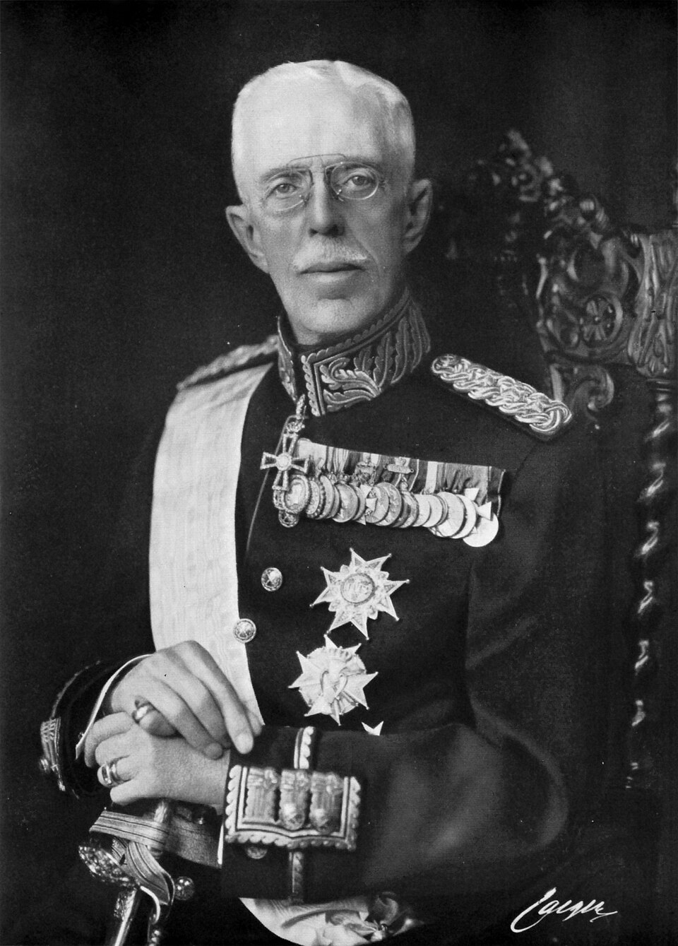 Bild av Gustaf V, hämtad från Wikipedia