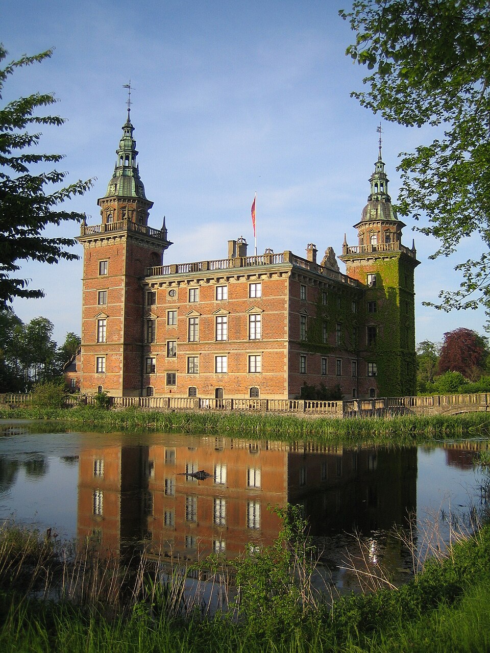 Bild av Marsvinsholm, hämtad från Wikipedia