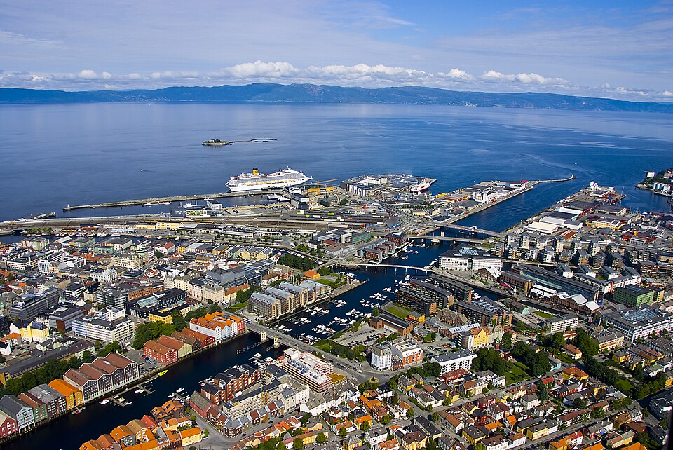 Bild av Trondheim, hämtad från Wikipedia